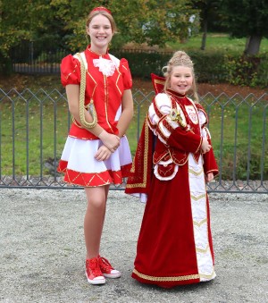 Weiterlesen: Pia I. und Adjutantin Helena